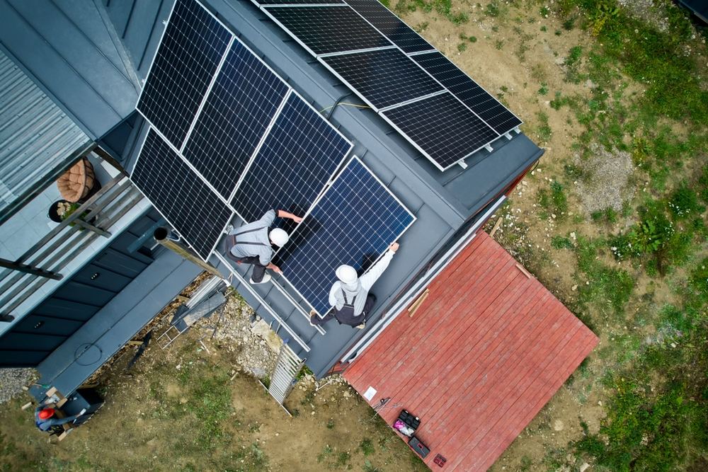 Why Solar Batteries Are a Smart Investment for Backup Power and Savings