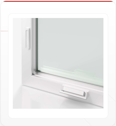 C700 Fiberglass Series window detail